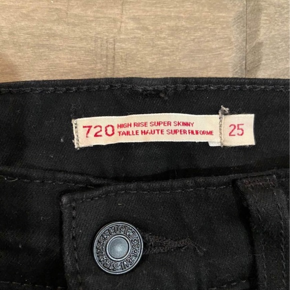 Levi’s Jeans - Picture 3 of 3